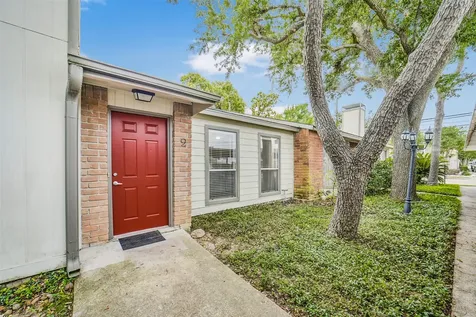 1917 Augusta Drive A2 Houston TX 77057