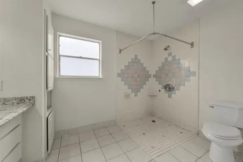 1917 Augusta Drive A2 Houston TX 77057