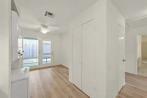 1917 Augusta Drive A2 Houston TX 77057