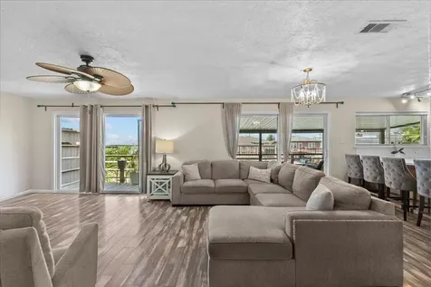 218 Barracuda Street Bayou Vista TX 77563