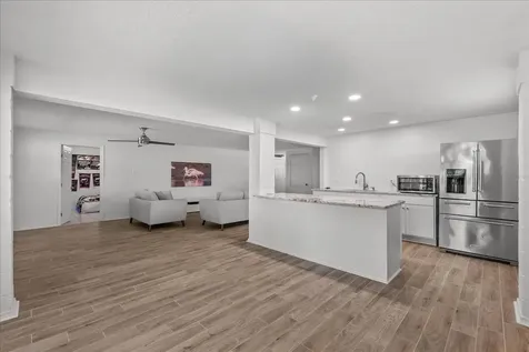 218 Barracuda Street Bayou Vista TX 77563