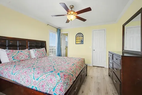 7000 Seawall Boulevard 1038 Galveston TX 77551