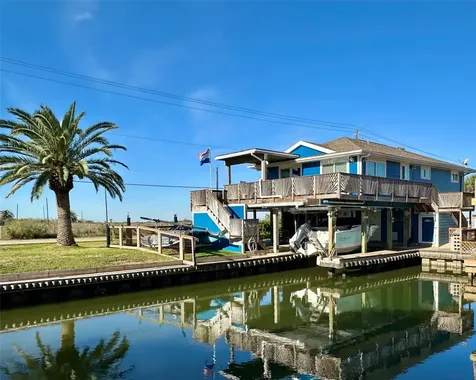 16719 Tahiti Way Jamaica Beach TX 77554