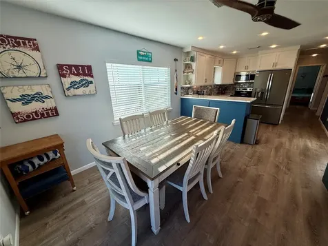 16719 Tahiti Way Jamaica Beach TX 77554