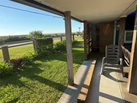 16719 Tahiti Way Jamaica Beach TX 77554