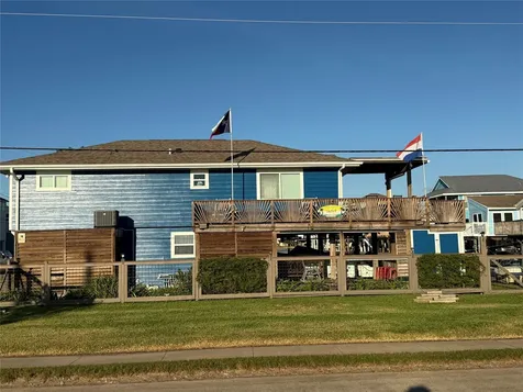 16719 Tahiti Way Jamaica Beach TX 77554