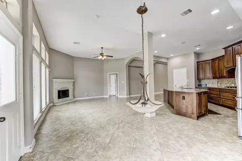 6027 Falling Briar Lane Sugar Land TX 77479
