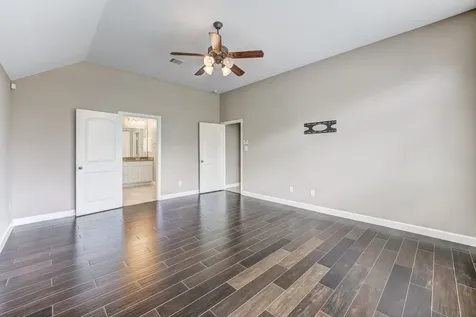 6027 Falling Briar Lane Sugar Land TX 77479