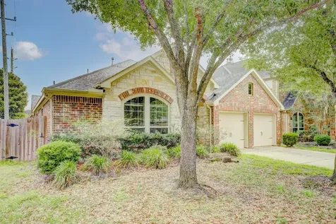 6027 Falling Briar Lane Sugar Land TX 77479
