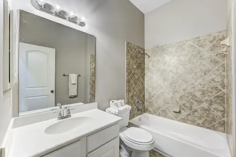 6027 Falling Briar Lane Sugar Land TX 77479