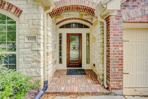 6027 Falling Briar Lane Sugar Land TX 77479