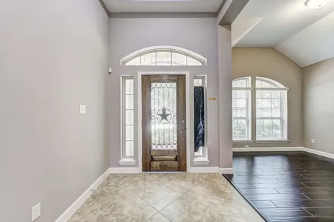 6027 Falling Briar Lane Sugar Land TX 77479