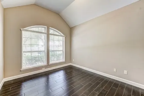 6027 Falling Briar Lane Sugar Land TX 77479