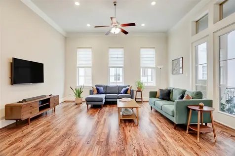 1348 W 25th Street Houston TX 77008