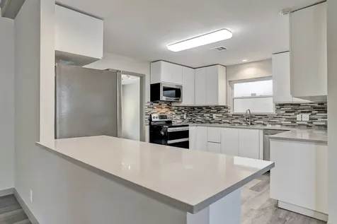 5138 Rutherglenn Drive Houston TX 77096