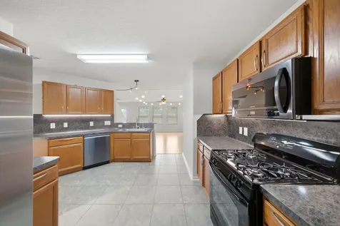 3662 Barkers Crossing Avenue Houston TX 77084