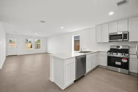 331 Parkin Court Conroe TX 77303