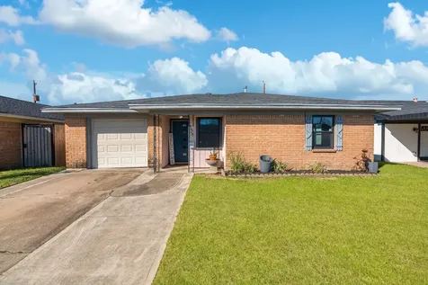 156 W Whitney Street Houston TX 77018