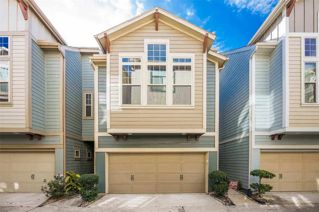 769 Waverly Street Houston TX 77007