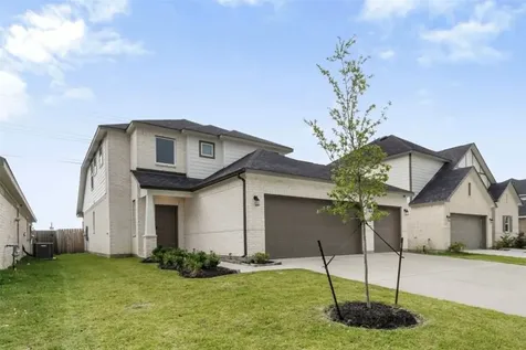3303 Falling Brook Drive Baytown TX 77521