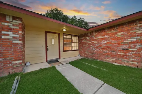 3450 Hartington Drive Houston TX 77066