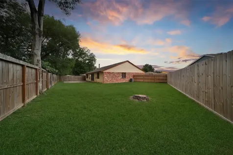 3450 Hartington Drive Houston TX 77066