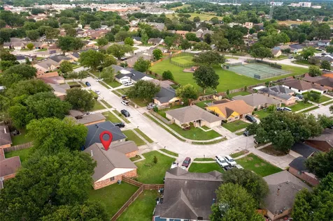 3450 Hartington Drive Houston TX 77066