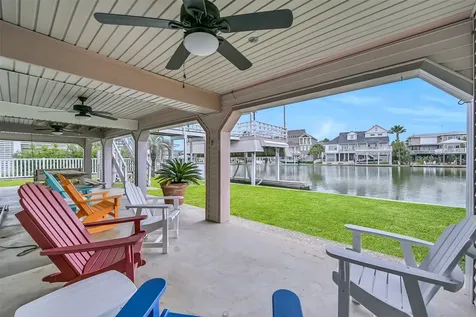 3512 Muscatee Circle Galveston TX 77554