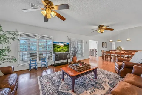 3512 Muscatee Circle Galveston TX 77554