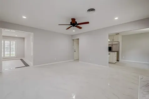 4506 Mimosa Drive Bellaire TX 77401