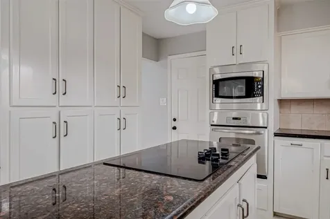 4506 Mimosa Drive Bellaire TX 77401