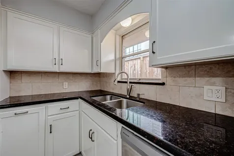 4506 Mimosa Drive Bellaire TX 77401