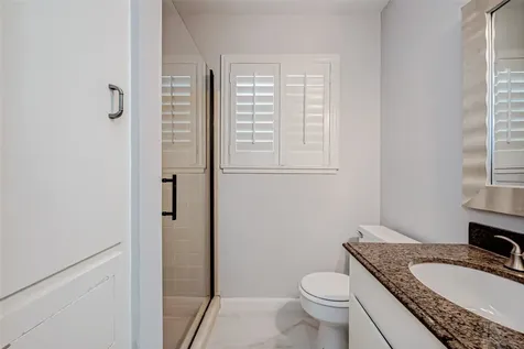 4506 Mimosa Drive Bellaire TX 77401