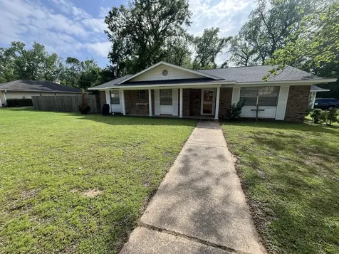 111 Valley Lane Crockett TX 75835