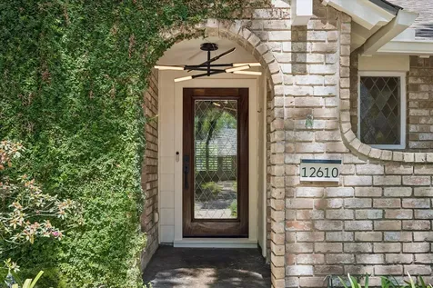 12610 Trail Hollow Drive Houston TX 77024