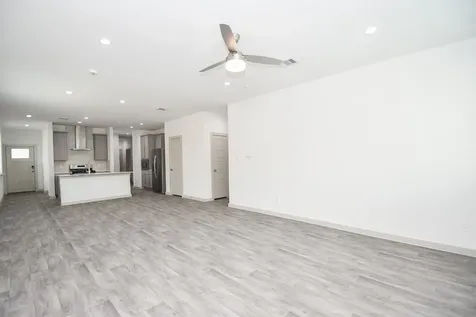 2818 Bethnal Garden Way Houston TX 77047