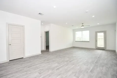 2818 Bethnal Garden Way Houston TX 77047