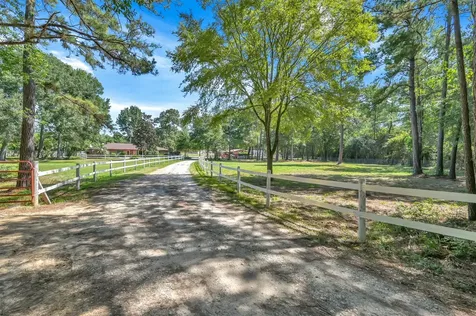 26768A Dobbin Huffsmith Road Road Magnolia TX 77354