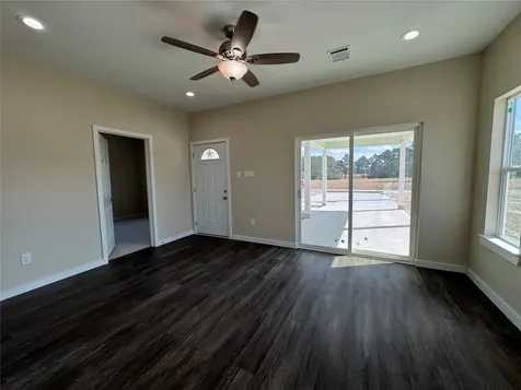 50 Westlake West Trinity TX 75862