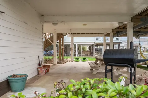 22118 Matagorda Drive Galveston TX 77554