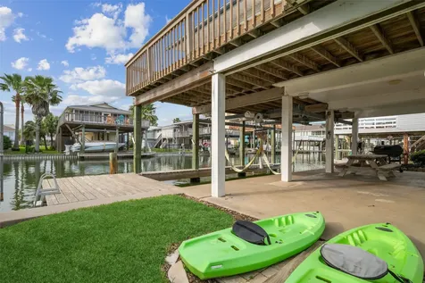 22118 Matagorda Drive Galveston TX 77554