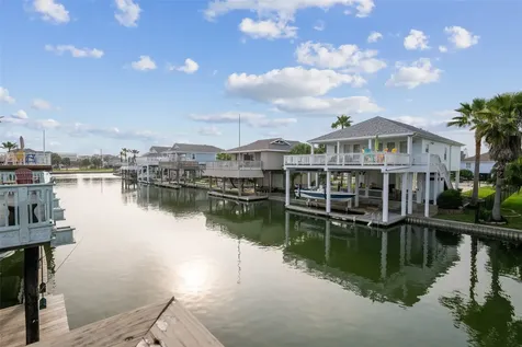 22118 Matagorda Drive Galveston TX 77554
