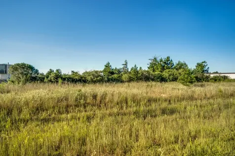 61 Road 5118 Cleveland TX 77327