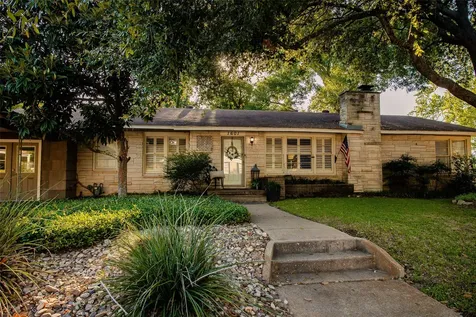 1601 S Chappell Hill Street Brenham TX 77833