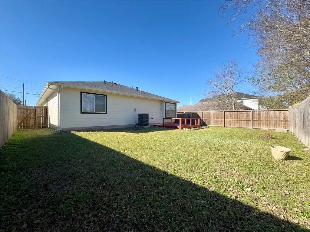 8225 Gladstone Street Houston TX 77051