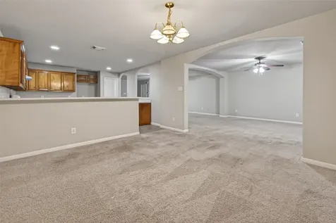 11827 E Galwan Circle Houston TX 77070