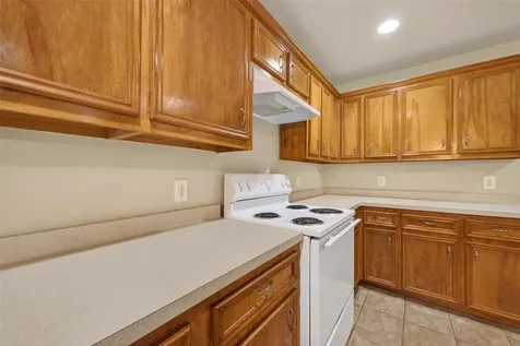 11827 E Galwan Circle Houston TX 77070