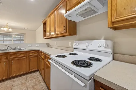 11827 E Galwan Circle Houston TX 77070