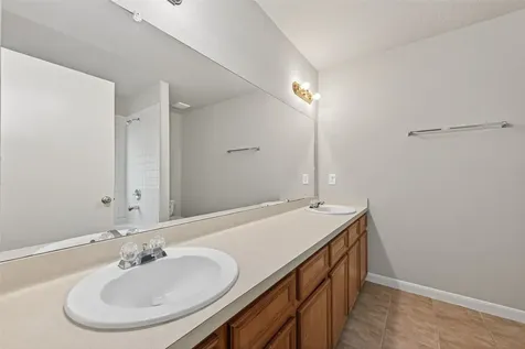 11827 E Galwan Circle Houston TX 77070