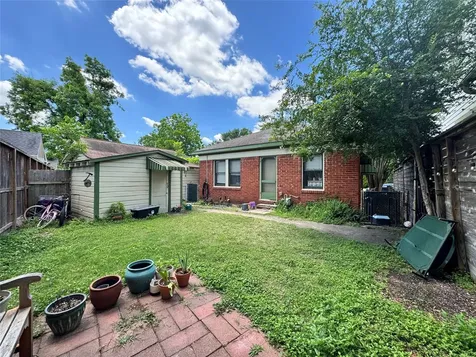 2616 Beauchamp Street Houston TX 77009